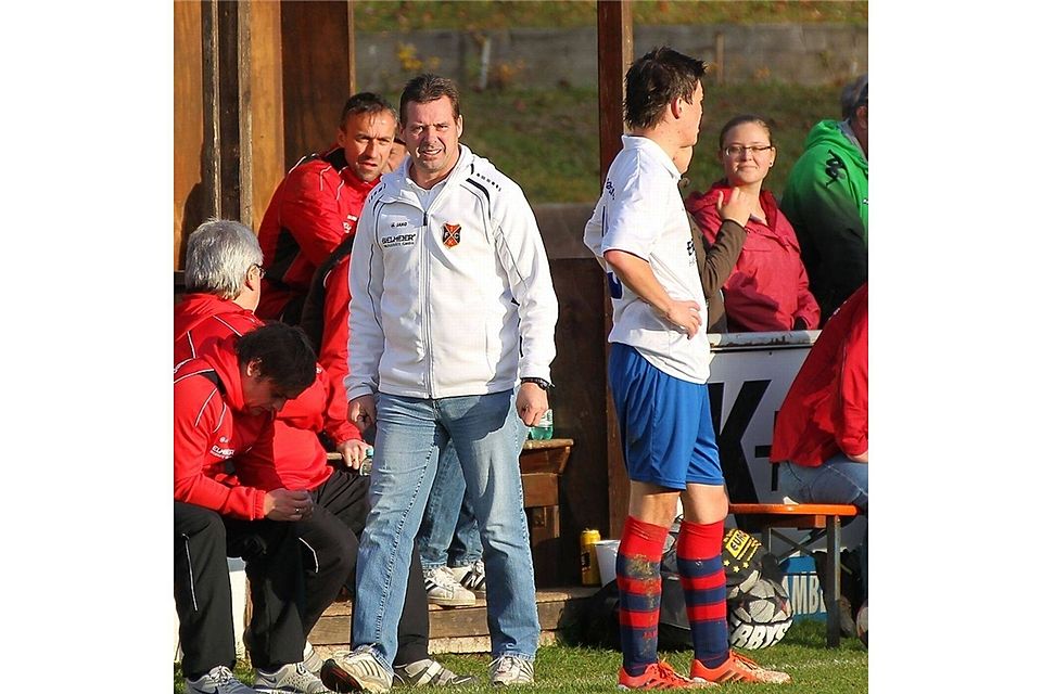 FC-Trainer Gallmaier hatte schon vor dem Spiel kein gutes Gefühl.  Foto: Archiv