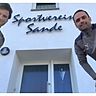 Verlängert: Sebastian Potempa (l.) und Johannes Cakir bilden auch in der kommenden Spielzeit das Trainerduo beim SV Sande. 