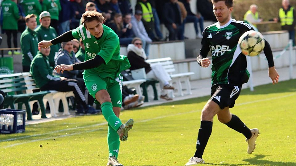 Vergeblich bemüht: Der SVA um Laurentino Contu (l.) ist 2026 weiter punktlos.