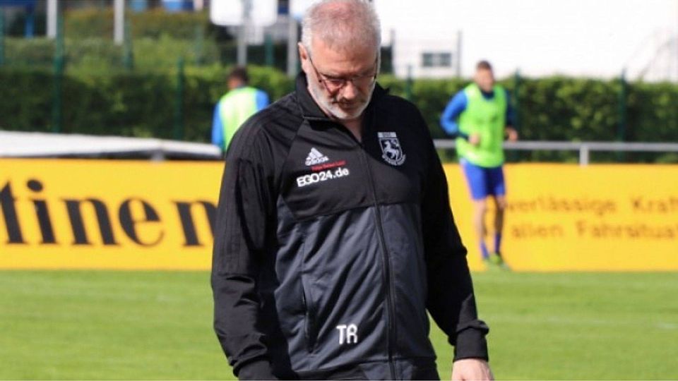 Wanne-Eickel-Trainer Holger Flossbach bekommt mehr Optionen. F: Negüzel-Topspiele