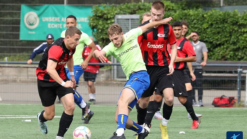Dank eines 2:1-Heimsiegs gegen die Spielvereinigung 1920 Köln-Flittard kann der SC West Köln im Abstiegskampf etwas aufatmen.