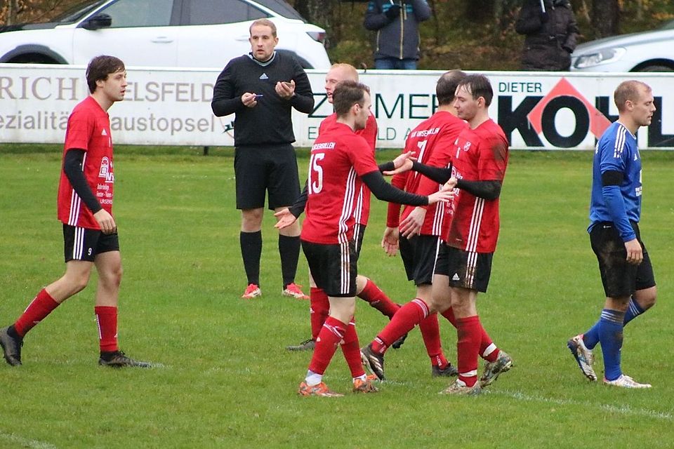 Damit dass Aufsteiger DJK Ursensollen ein Wörtchen um die Titelvergabe in der Kreisliga Süd mitsprechen würden, hätten wohl die wenigsten gerechnet.