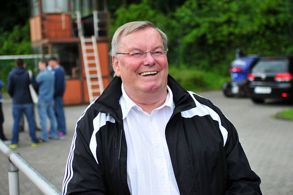 Freut sich auf die Saison: WSV-II-Trainer Wolfgang Bergemann. Foto: Jochen Classen