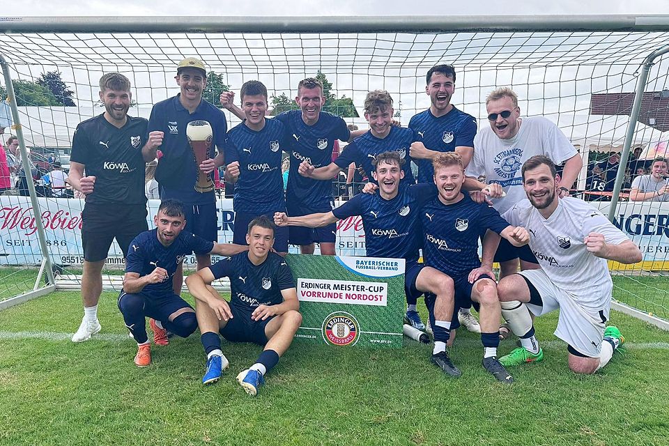 Ging beim Vorentscheid in Kirchenthumbach als Champion hervor: Neu-Bezirksligist SV Schwandorf-Ettmannsdorf II. Ging beim Vorentscheid in Kirchenthumbach als Champion hervor: Neu-Bezirksligist SV Schwandorf-Ettmannsdorf II.