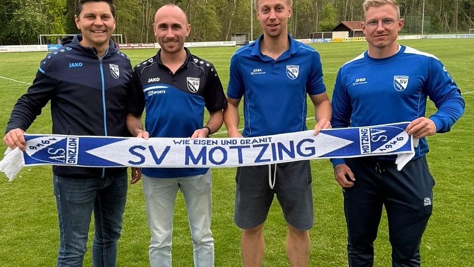 Die Motzinger Verantwortlichen (von links nach rechts): Sportvorstand Otto Zellmer, Trainer Nico Dünzl, Co-Trainer Fabian Hornburger und der neue Sportliche Leiter Marcel Brandt.