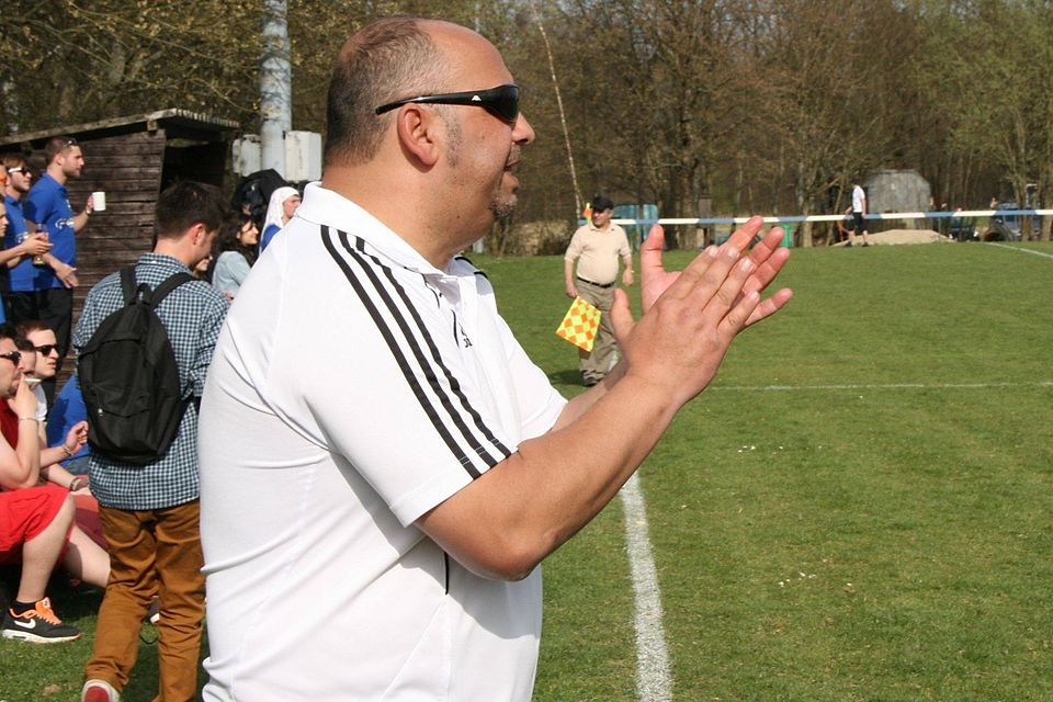 Coacht künftig den SV Erbach: Thomas Laubinger, der derzeit mit dem FC Hettenhain um den Titel kämpft. Foto: Olaf Streubig