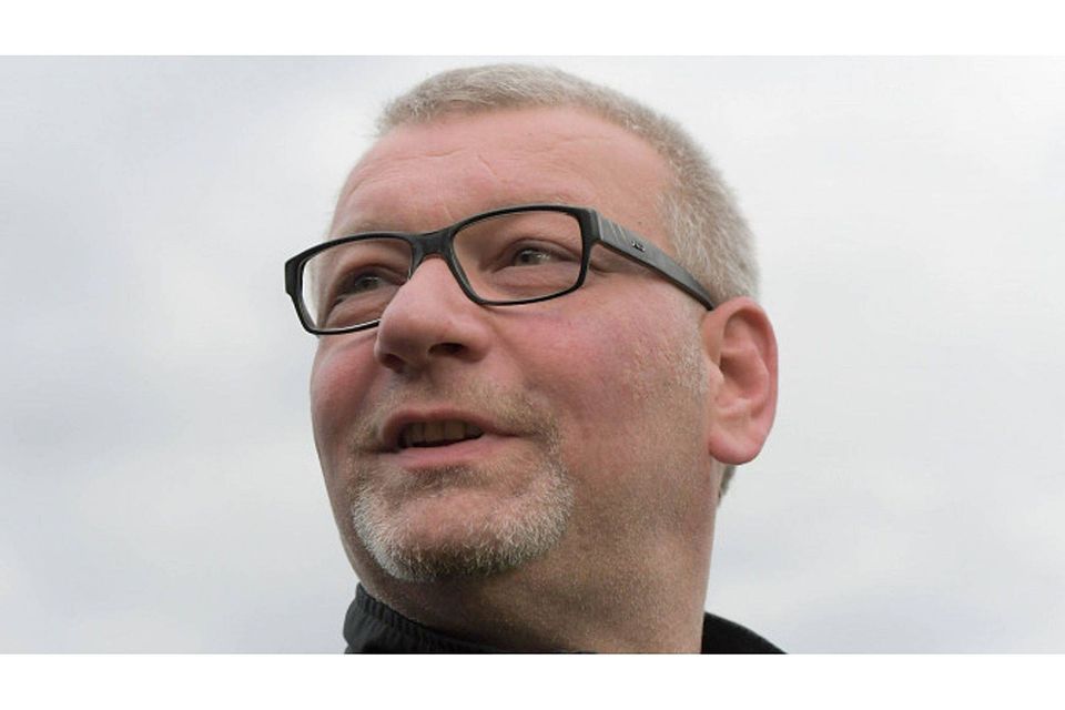 Thorsten Hillgärtner bleibt auch in der nächsten Saison Trainer des FC Großen-Buseck.  Archivfoto: Schepp