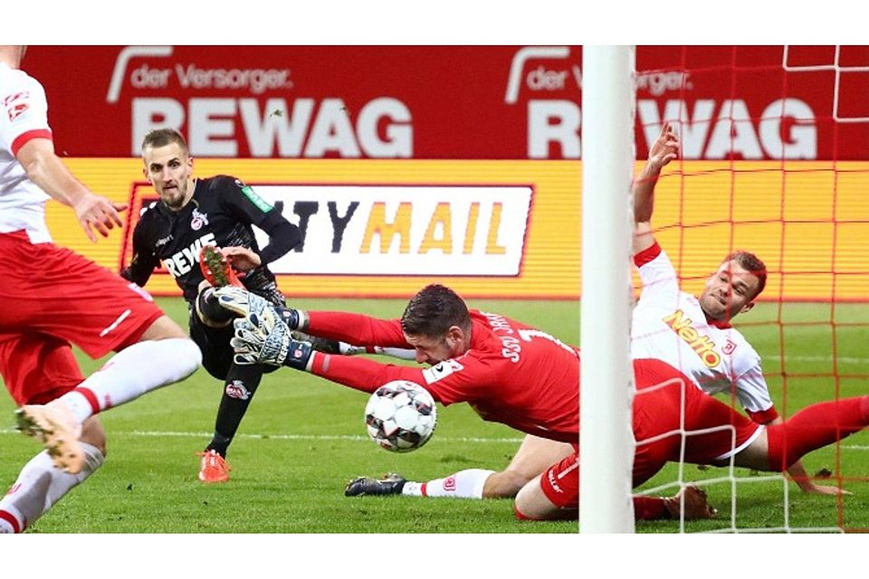 Kölns Doppeltorschütze Dominick Drexler auf dem Weg zum 0:2. F: Würthele