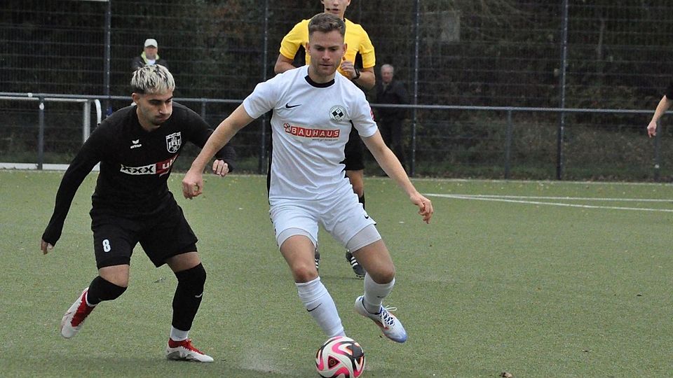 Nachdem sich der FC Hennef gegen die SpVg Frechen 20 nicht durchsetzen konnte, steht man gegen die SpVg Porz noch mehr unter Druck.