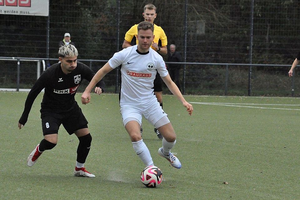 Nachdem sich der FC Hennef gegen die SpVg Frechen 20 nicht durchsetzen konnte, steht man gegen die SpVg Porz noch mehr unter Druck.