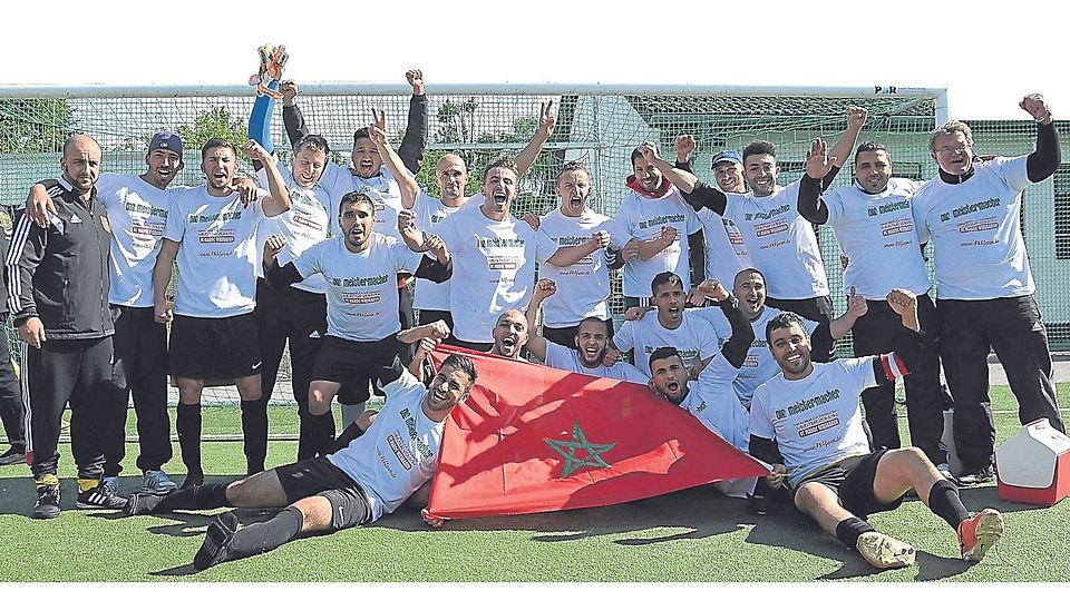 Zweite Meisterschaft in Folge:                    Die Maroc-Fußballer haben den Durchmarsch in die Gruppenliga geschafft. Foto: rscp / Tom Klein