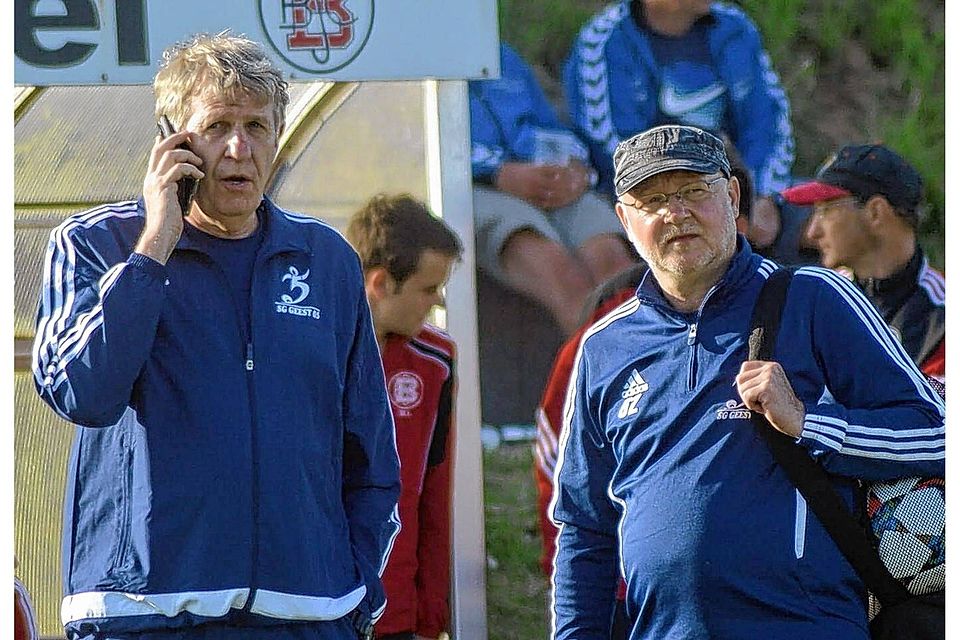 Baumeister des Erfolgs bei der SG Geest 05: Trainer Uwe Hintz (links) und Obmann Rüdiger Meyer.