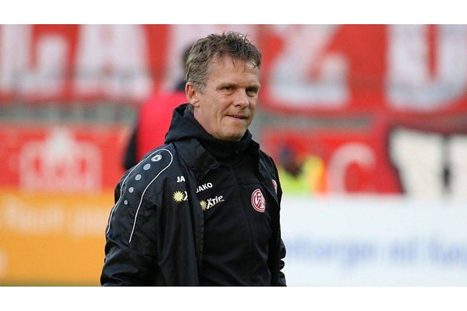 F: Heiko van der Velden F: Heiko van der Velden