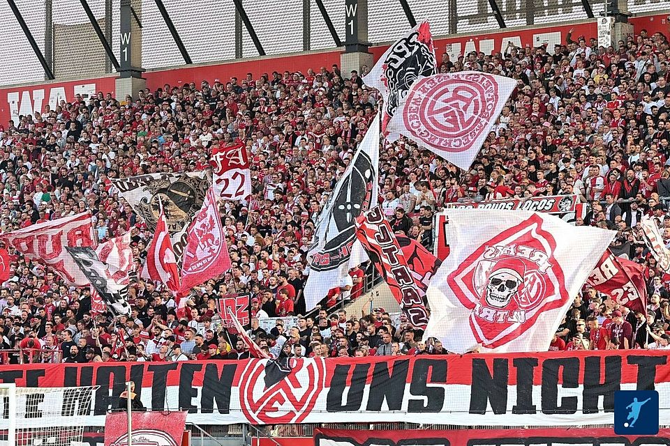 Rund 16.000 Zuschauer sahen im Schnitt die Heimspiele von RWE, ligaweit bedeutet das Platz zwei.