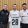 Trainer Alexander Romme, Neuzugang Philipp Herzog und von Seiten der Vereinsführung Raphael Hurst