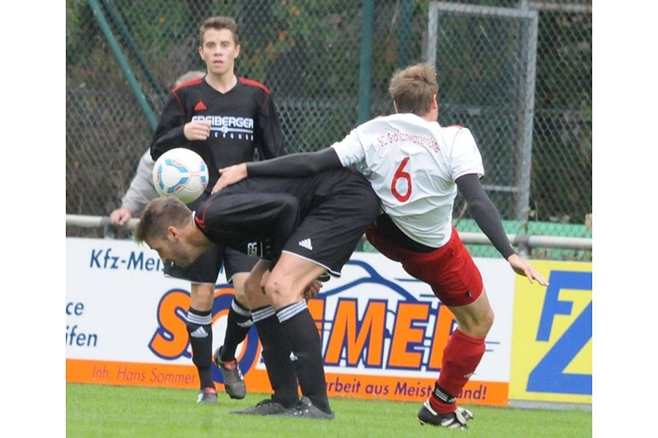 Die letzten beiden Begegnungen, damals noch in der Bezirksliga, gingen deutlich an den SC Großschwarzenlohe. F: Duraku