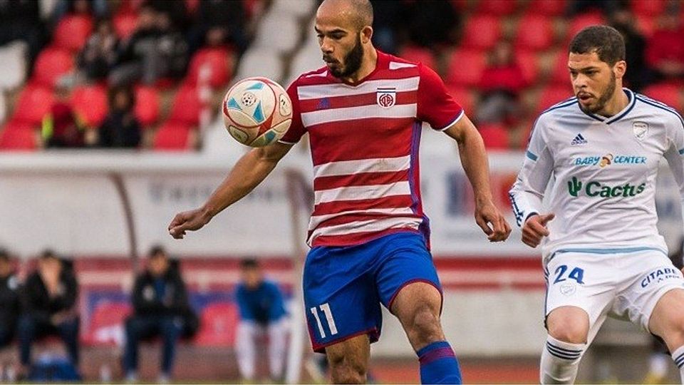 Emmanuel Françoise (l.) läuft in Zukunft für Niederkorn auf - Foto: www.paulmedia.lu