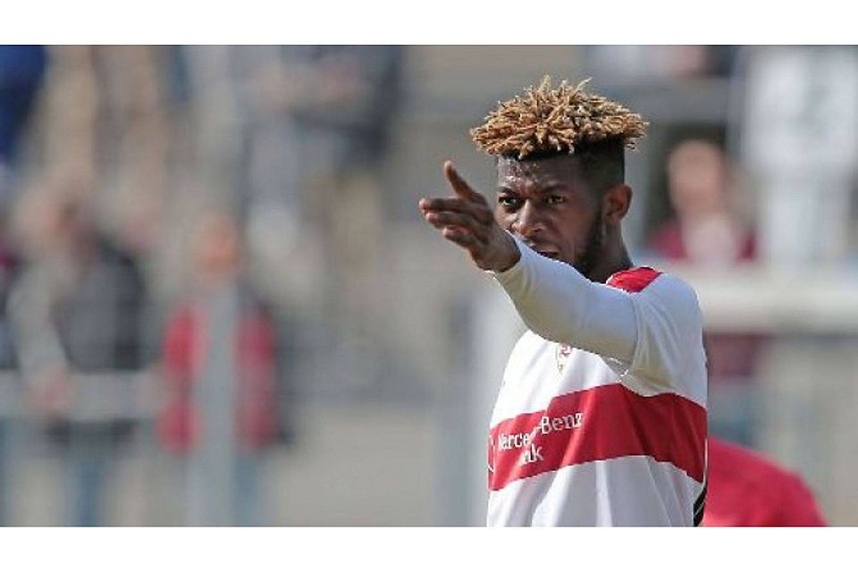 Jerome Onguéné mit seinem ersten Einsatz im VfB-Trikot. Pressefoto Baumann