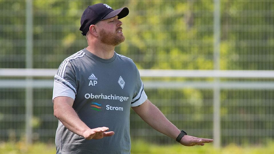 Bei Trainer Andreas Pummer und dem FC Deisenhofen könnte zu Beginn der Saison etwas Geduld gefragt sein.