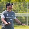 Bei Trainer Andreas Pummer und dem FC Deisenhofen könnte zu Beginn der Saison etwas Geduld gefragt sein.