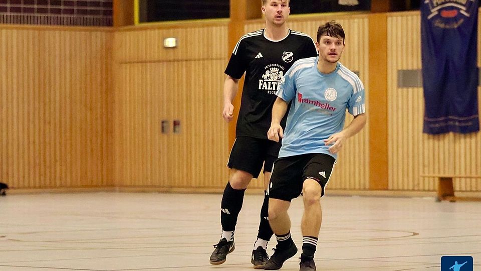 Die Habischrieder um Dennis Edenhofer (re.) wollen beim Quasi-Heimspiel in Zwiesel auf und neben dem Parkett überzeugen.