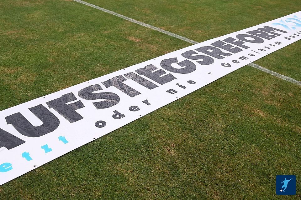 Die Regionalliga soll viergleisig werden. Die Regionalliga soll viergleisig werden.