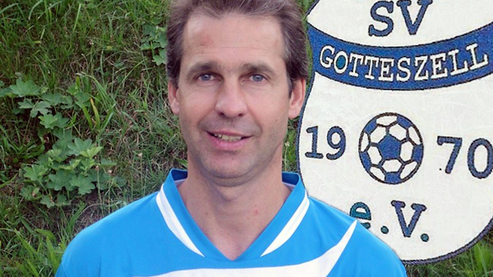 Gerhard Strohmeier soll den SV Gotteszell vor dem Abstieg retten   Montage:Andreas Santner