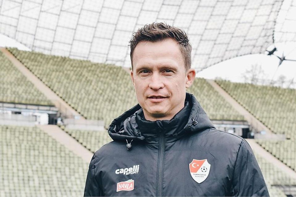 Petr Ruman, neuer Trainer von Türkgücü München, im Olympiastadion, der neuen Heimspielstätte des Vereins.
