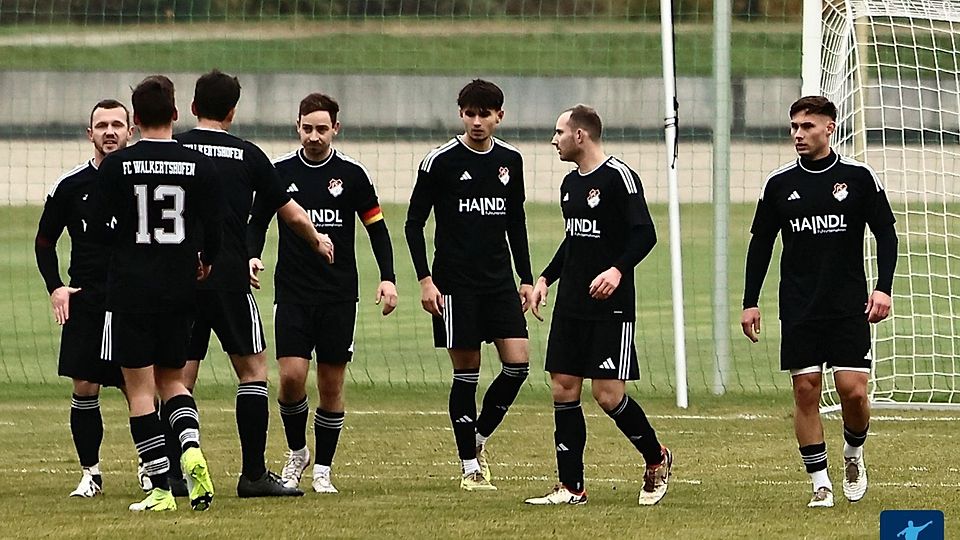 Es läuft wieder beim FC Walkertshofen - auch gegen den SV Neufraunhofen kann die Elf von Spielertrainer Christian Brandl gewinnen.