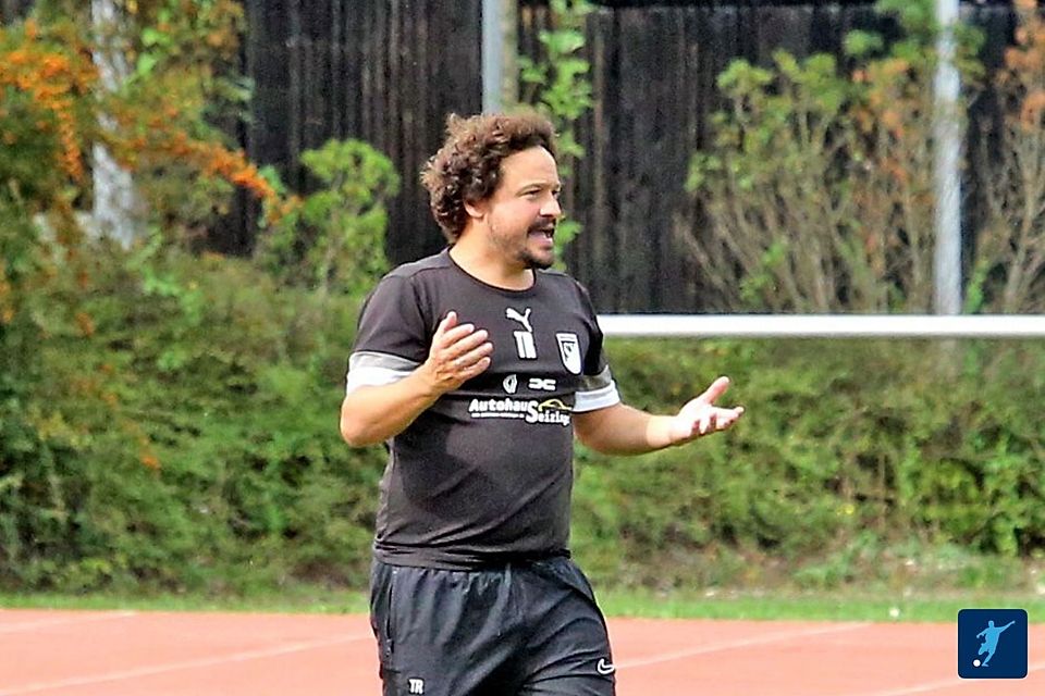 Für Stefan Gutsmiedl und sein Team läuft es. Den SV Raisting hat die Mannschaft mit 6:0 geschlagen. (Archivfoto)