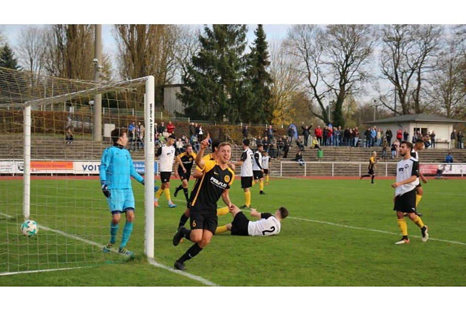 Der TSV Crailsheim (schwarz) durfte beim 2:1 gegen Ludwigsburg jubeln. Ob das Satteldorf auch gelingt?  Joachim Mayershofer