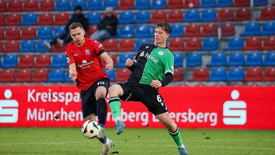 Noah Engelbreth (rechts) trainiert ab jetzt bei den 96-Profis mit.
