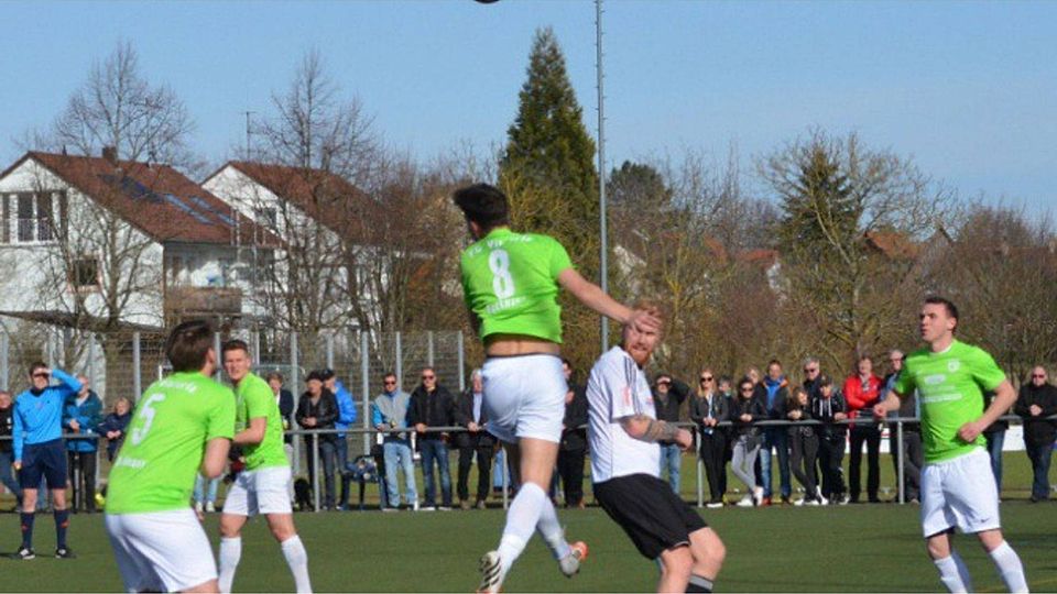 Gegen Titelaspirant Rutesheim überraschend obenauf: Kellerkind FC Viktoria Backnang.  F: Dieter Mößner