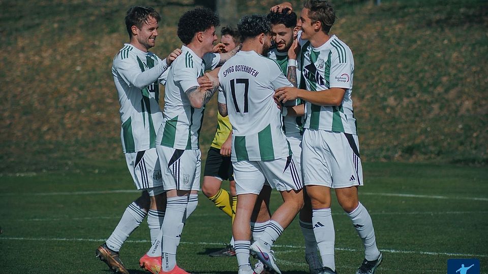 Die SpVgg Osterhofen wurden den hohen Erwartungen eindrucksvoll gerecht und steht fünf Spieltage vor Saisonende als Meister der Kreisliga Straubing fest 