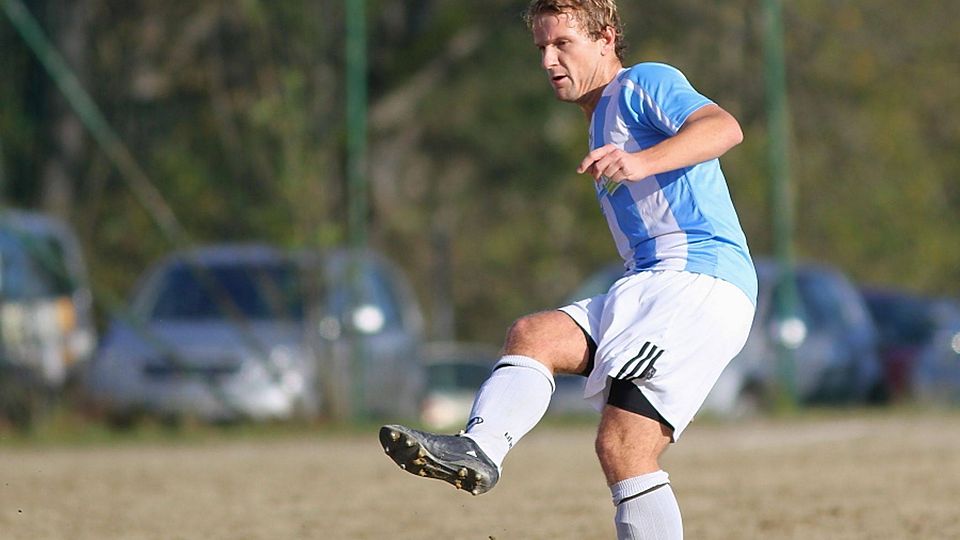 Neuer Spielertrainer beim SV Oberpolling: Sebastian Tanzer  F: Grübl