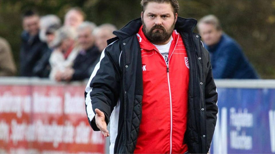 Trainer Manuel von Klaudy sah eine ordentliche Leistung seines SV Lohhof im letzten Heimspiel der Saison gegen Günding. F: Christian Riedel