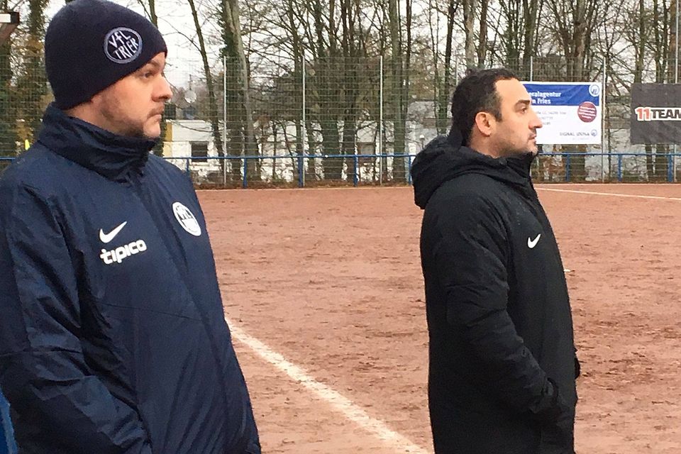 VfL-Trainer Bilal Boussi und sein Co Benedikt Maxheim konnten sich am Ende über einen knappen Sieg freuen. 