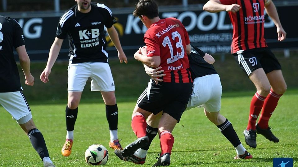 Im Verfolgerduell zwischen dem SC Luhe-Wildenau und der SpVgg Lam behielten die Gäste die Oberhand.
