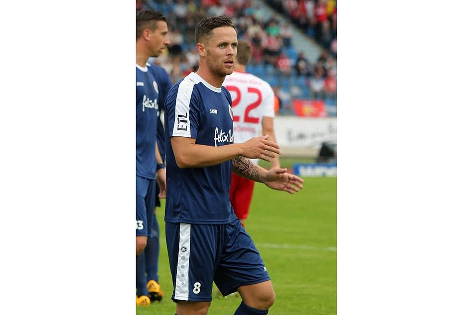 Kapitän Mike Wunderlich trifft beim 5:0 gegen Leipzig.Foto: RD
