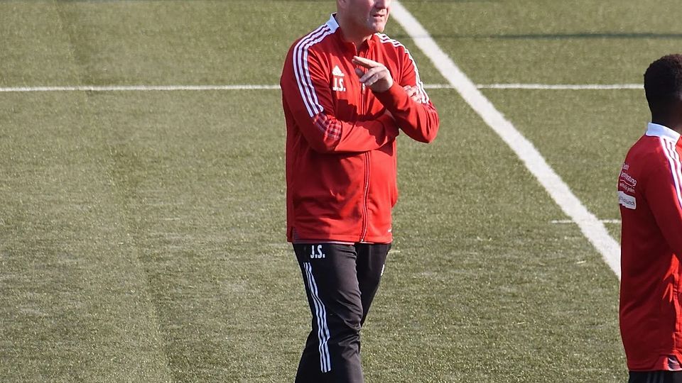 Jens Szopinski feierte mit Arminia Lirich einen tollen Auftaktsieg.