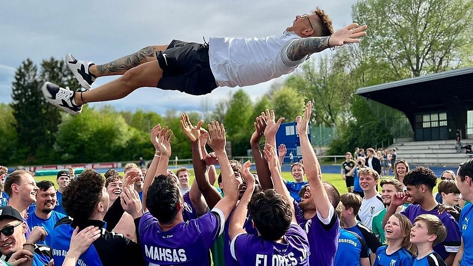 Im Sommer feierte die SpVgg Altenerding als Meister der Kreisliga Donau/Isar 2 den Aufstieg in die Bezirksliga. Nun droht die Abstiegsrelegation. (Archivfoto)