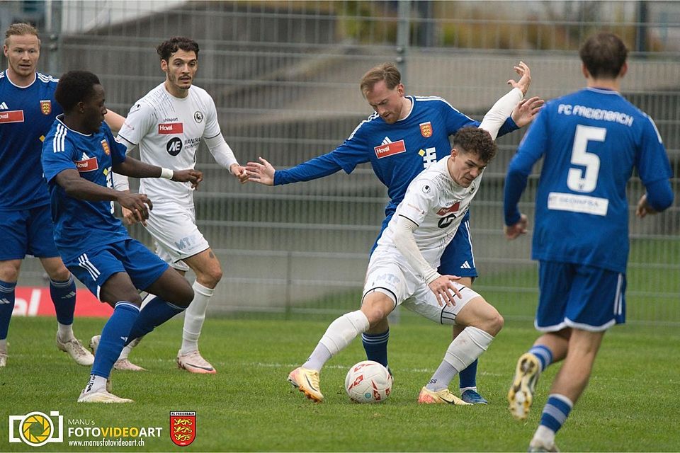 Freienbach und die Spielvi Schaffhausen, hier bei einem Aufeinandertreffen im vergangenen Oktober, dürften beide in den Abstiegskampf involviet sein.