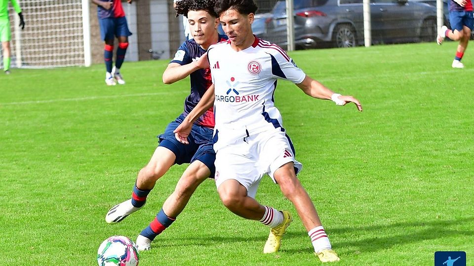 Düsseldorf setzt sich klar mit 3:0 gegen Wuppertal durch.