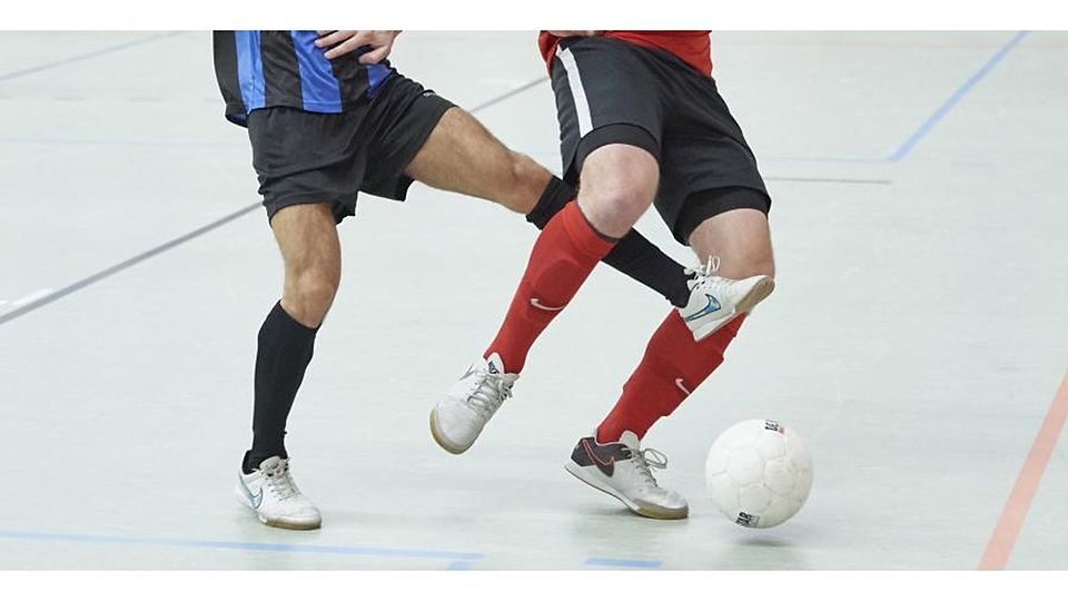 Nach einem spannenden Finale sicherte sich die Mannschaft von Türk Gücü Rüsselsheim II beim diesjährigen Türkischen Rhein-Main-Hallenfußballturnier den Titel. 	Symbolfoto: VRM