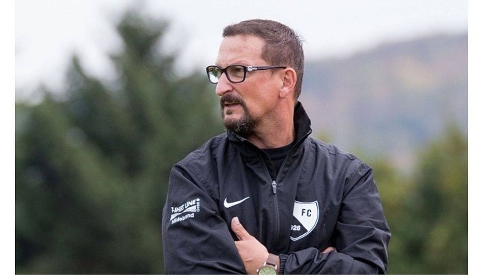 Darf weitermachen: Stefan Heupel bleibt trotz zweier Abstiege in Folge Trainer des FC Großen-Buseck.	Archivfoto: Wereschinski