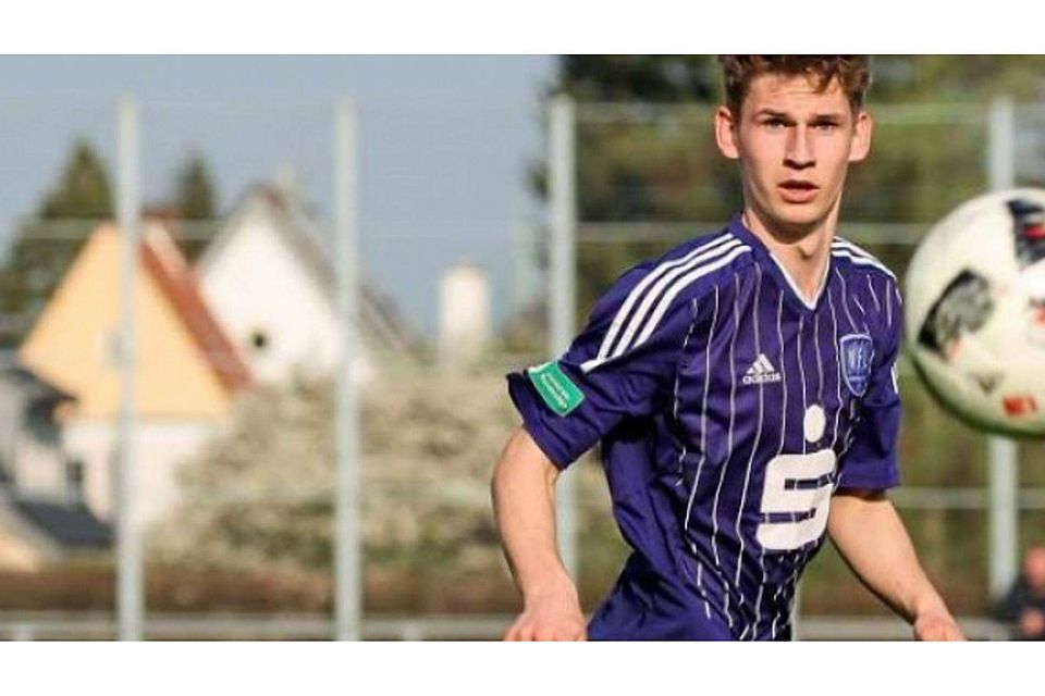 Struktur und Disziplin: nicht nur beim Fußball, sondern auch in der Schule wichtig für Tim Möller. Fotos: Gründel/Kemme