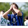Michael Stern kann es nicht fassen. Der VfL Güldenstern Stade wird nächste Saison in der Bezirksliga spielen. Foto: Struwe
