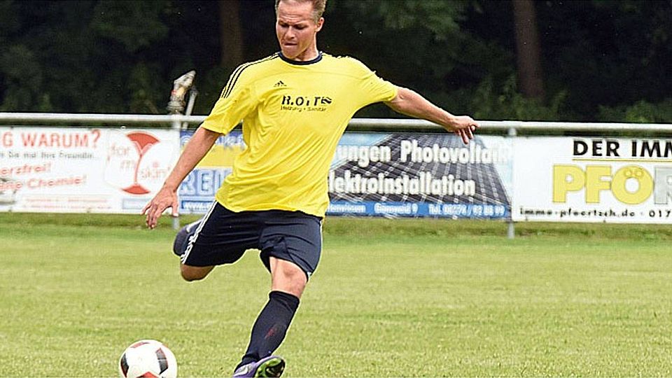Florian Lorenz (links) war zuletzt in Unterringingen tätig und soll beim VfB Oberndorf ab dem Sommer für neuen Schwung sorgen.   F.: Walter Brugger
