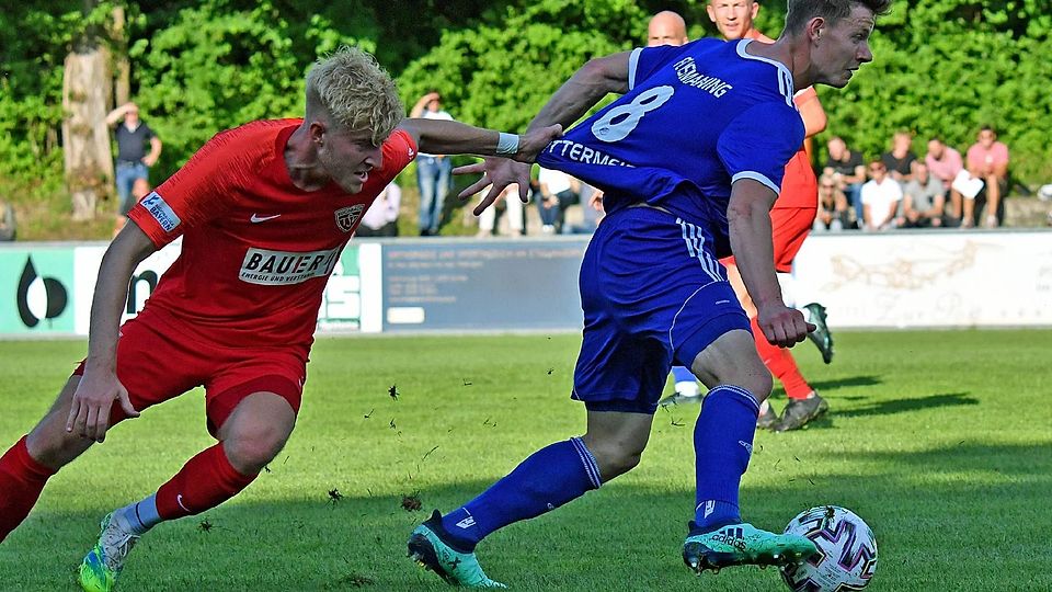 Fest im Griff: hat der TSV Buchbach (rot) seine zwei Testspiel-Gegner. Mit 20:0 Toren fegen die Buchbacher SV Hebertsfelden und SSV Weng vom Platz.