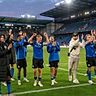 Es ist nicht das erhoffte Heimspiel. Aber in der Bielefelder Schüco Arena laufen auch nicht viele Amateurvereine zu einem Pflichtspiel auf, so dass es doch ein kleines Trostpflaster für den SVW Soest ist.